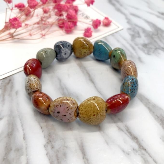 Vente de c&oelig;ur de style ethnique &agrave; haute temp&eacute;rature Gla&ccedil;age de fleurs Gla&ccedil;age en c&eacute;ramique color&eacute; Bracelet c&eacute;ramique r&eacute;tro Bracelet peint multi-styles